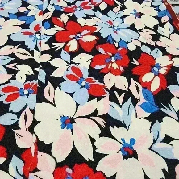 NWT No Boundaries Womens Capri Legging Juniors Size M (7-9) Floral Print - Picture 2 of 6